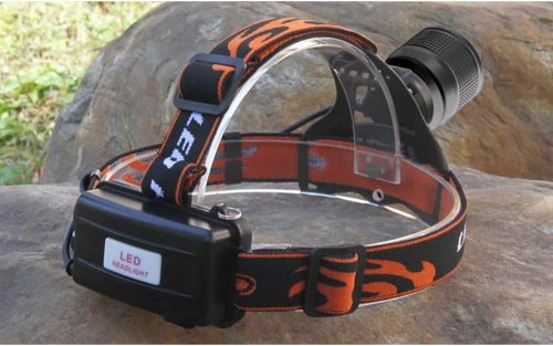 Az újratölthető LED fényszóró Dual Light Zoom fejlámpa kerékpározáshoz, horgászathoz, munkához